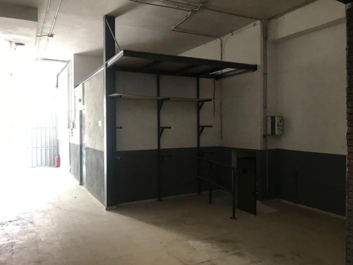 Venta de local comercial en Madrid