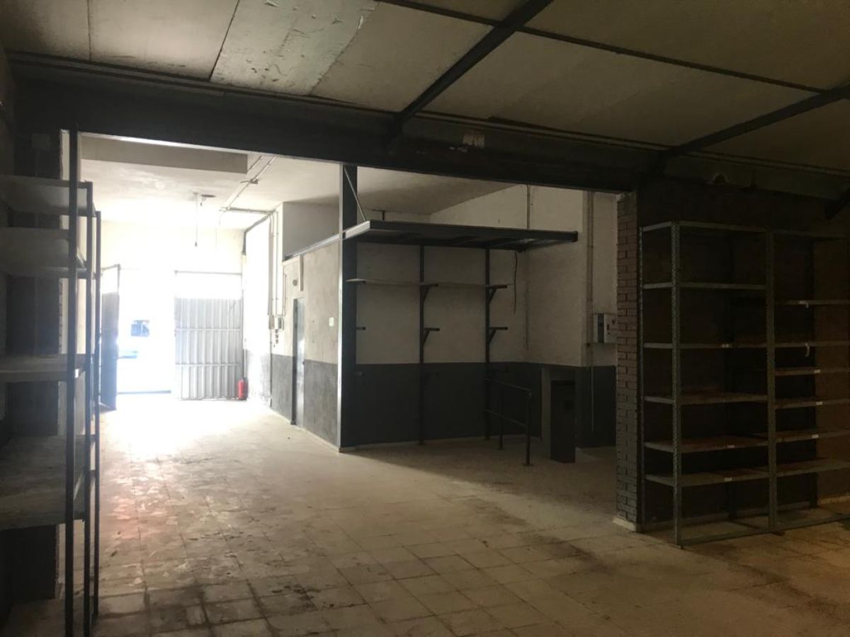 Venta de local comercial en Madrid