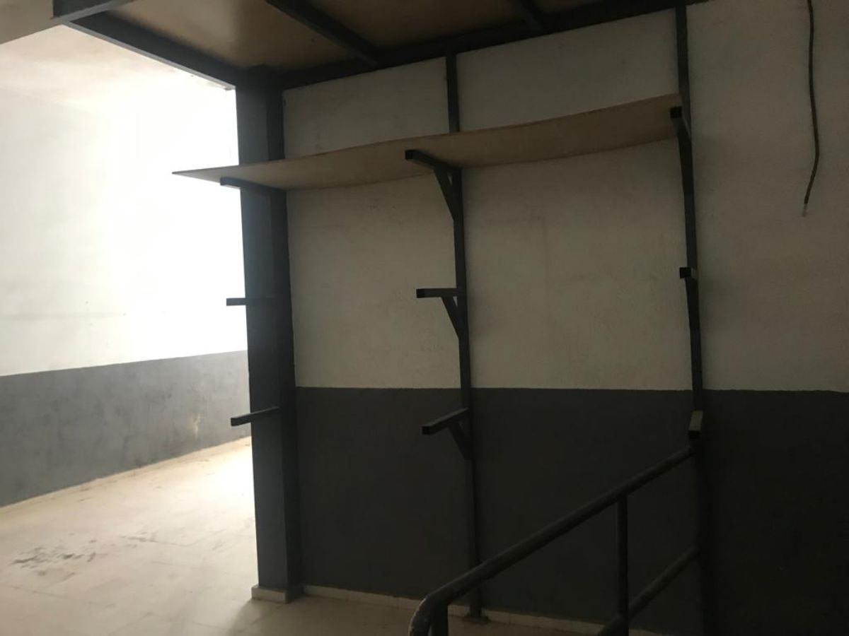 Venta de local comercial en Madrid