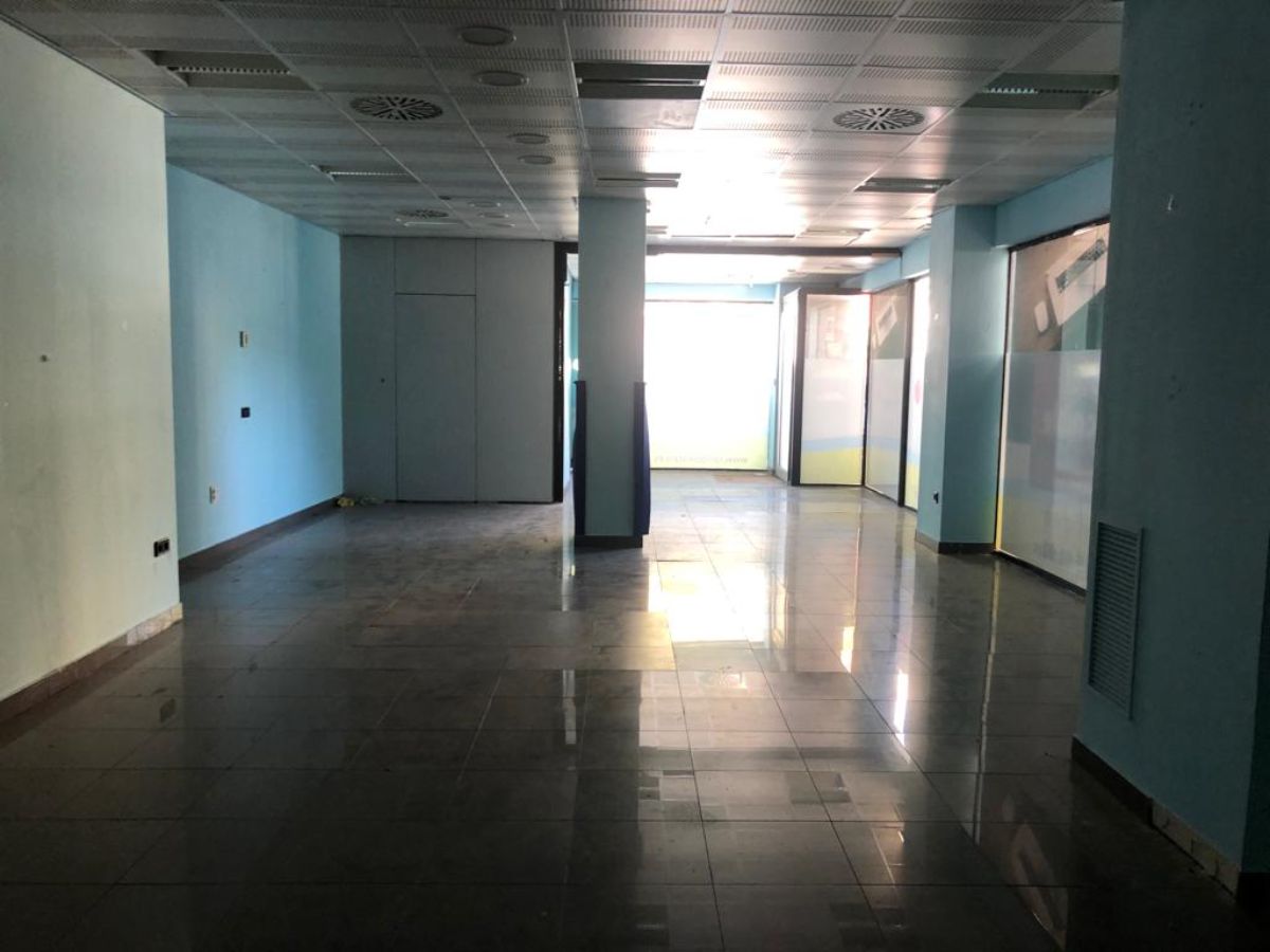 Venta de local comercial en Móstoles