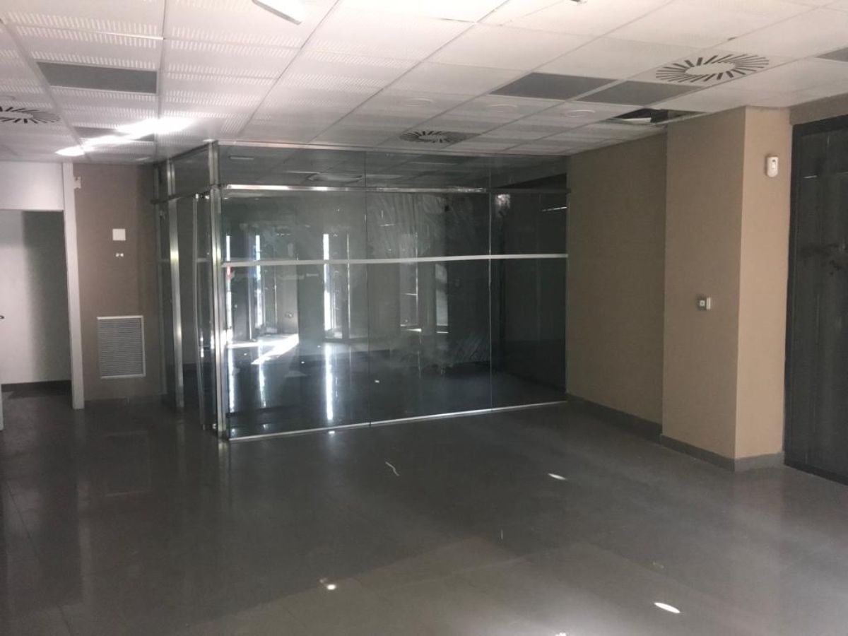 Venta de local comercial en Madrid