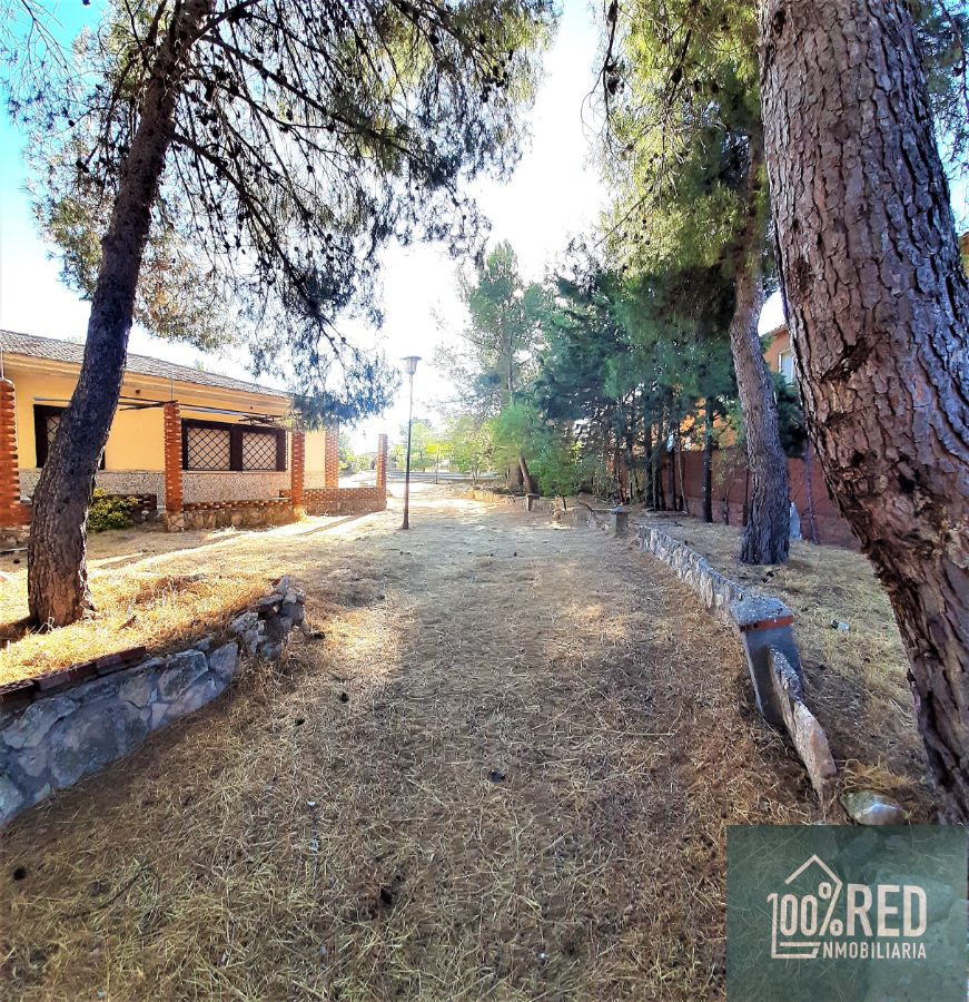 Venta de chalet en Ciruelos