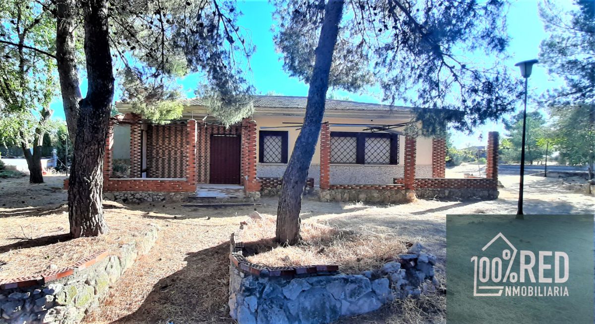 Venta de chalet en Ciruelos