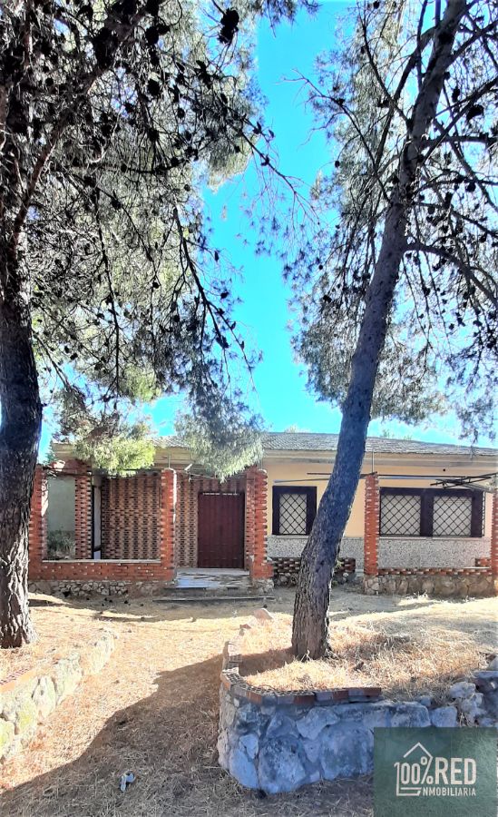 Venta de chalet en Ciruelos
