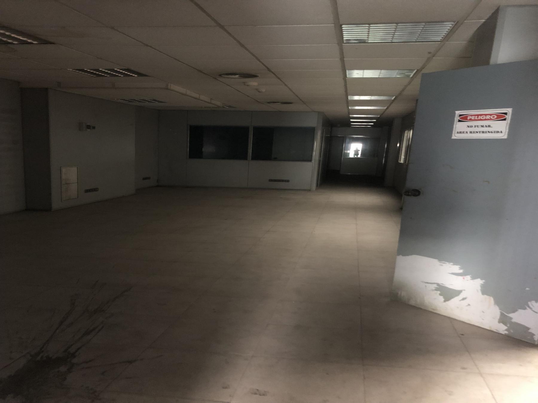 Venta de nave industrial en Alcorcón