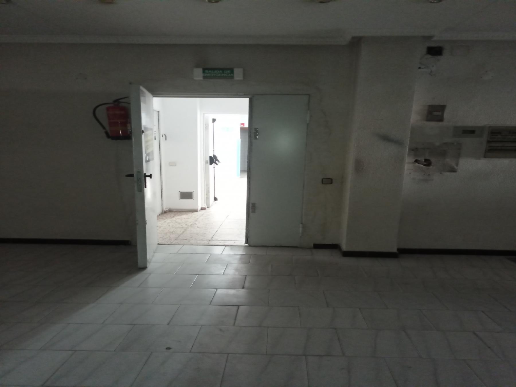 Venta de local comercial en Madrid