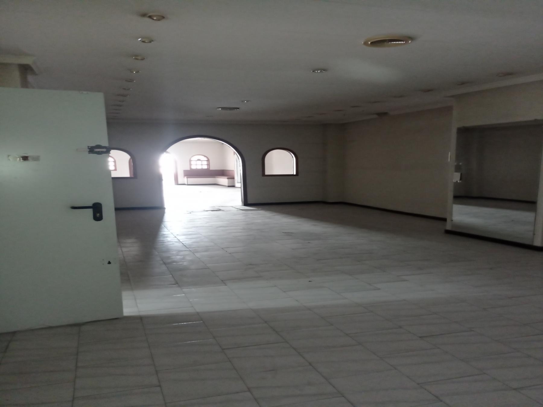 Venta de local comercial en Madrid