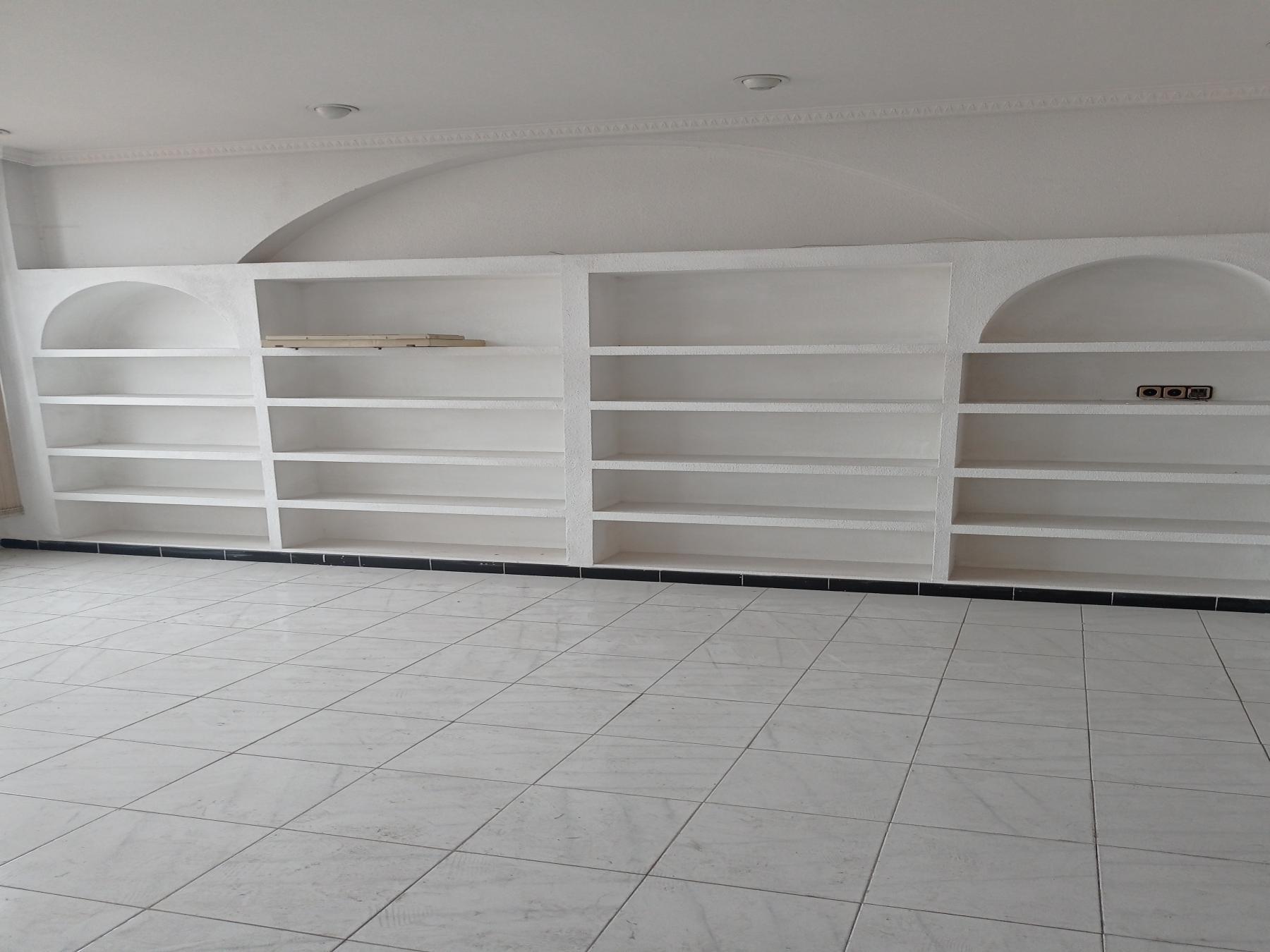 Venta de local comercial en Madrid