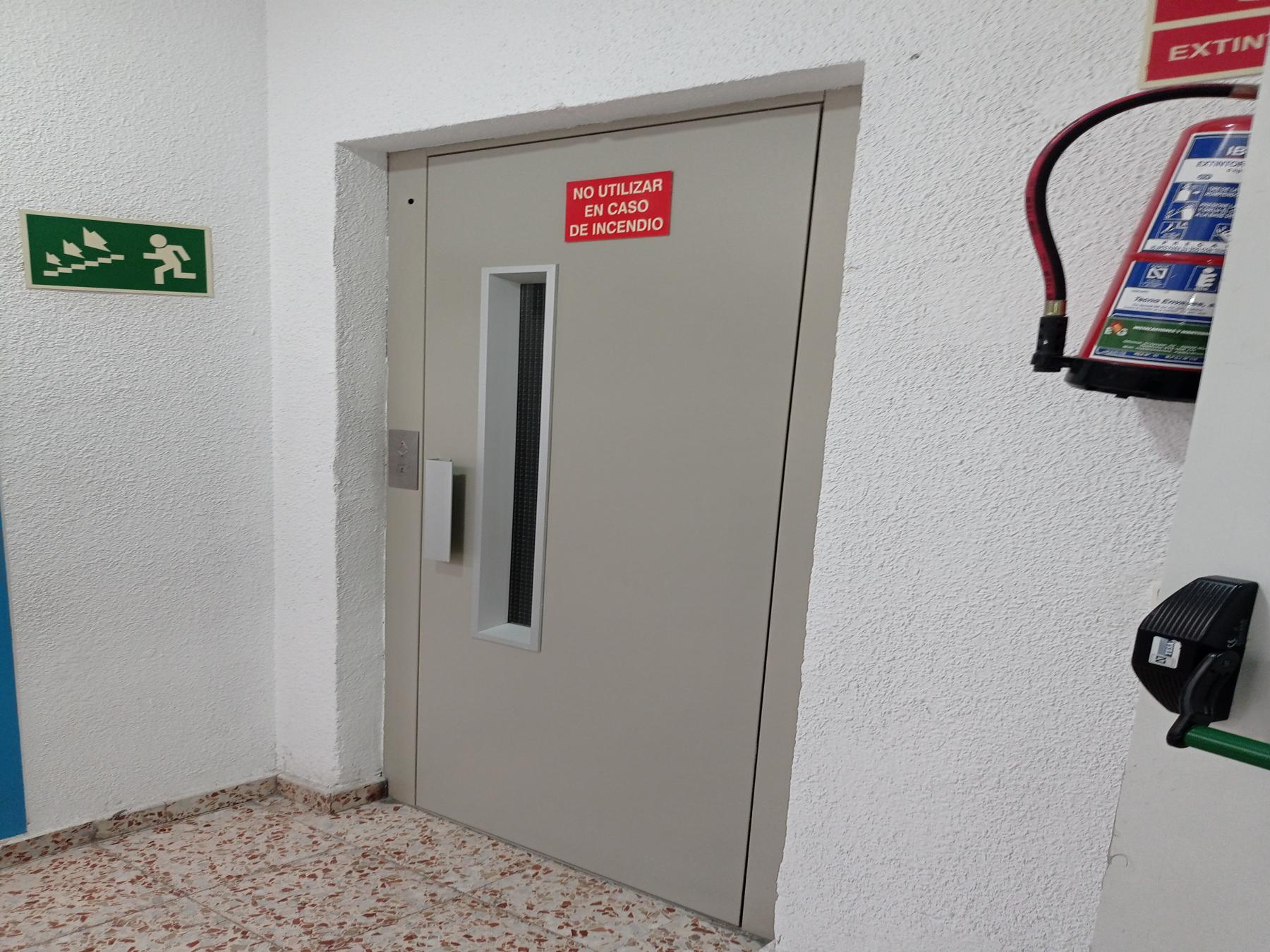 Venta de local comercial en Madrid
