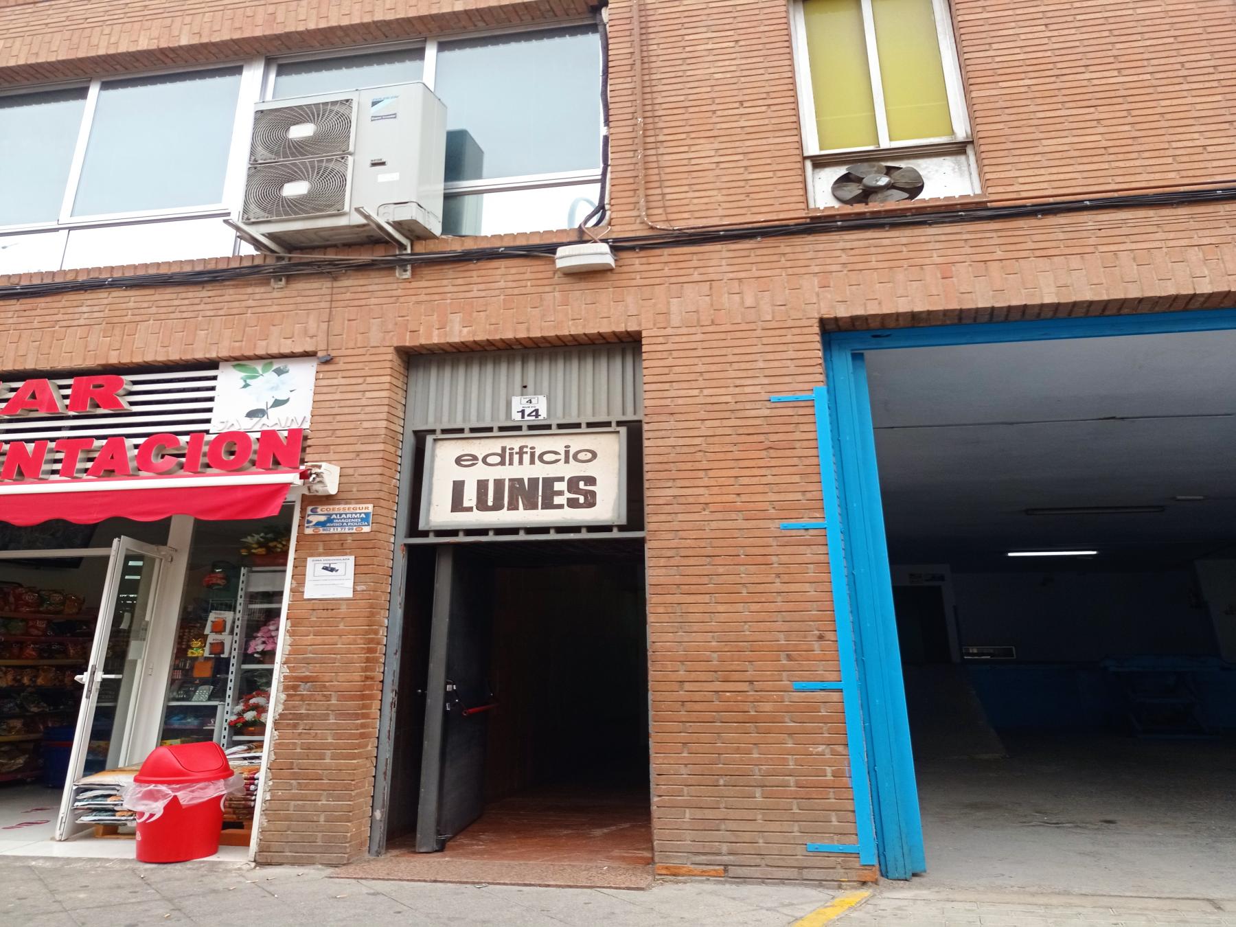 Venta de local comercial en Madrid