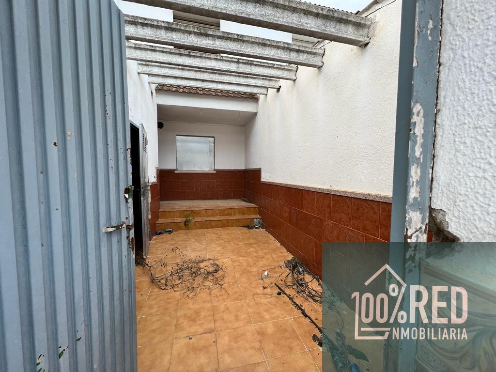 Venta de casa en La Puebla de Almoradiel