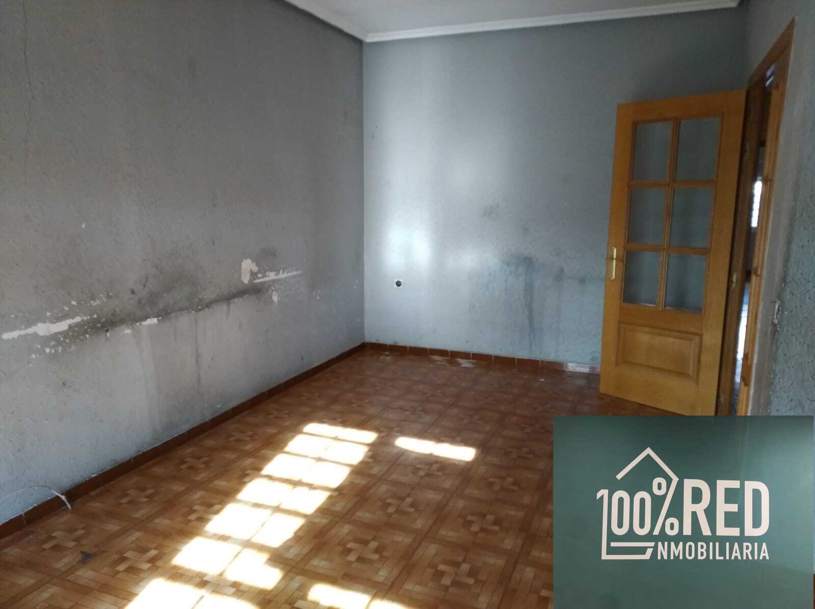 Venta de casa en Quintanar de la Orden