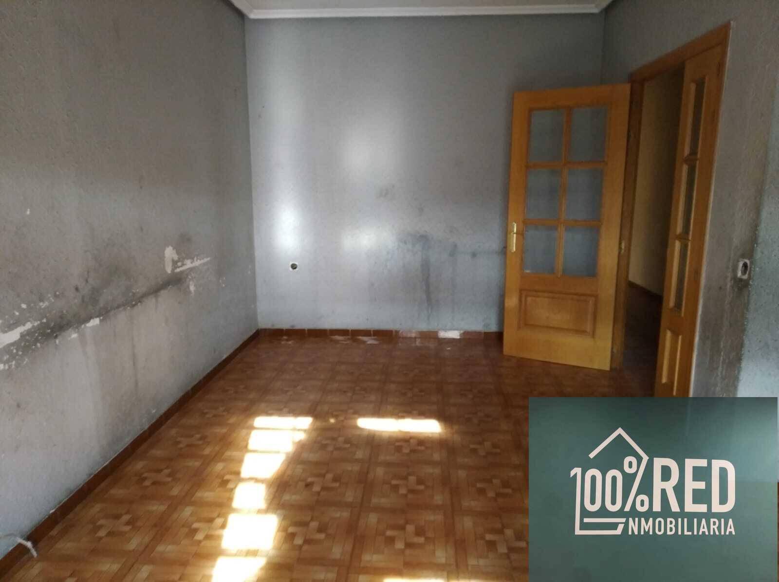 Venta de casa en Quintanar de la Orden