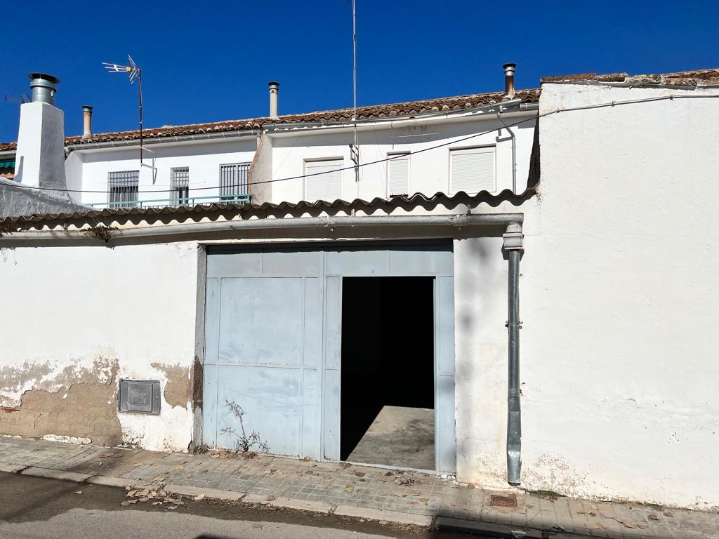 Venta de casa en Quintanar de la Orden