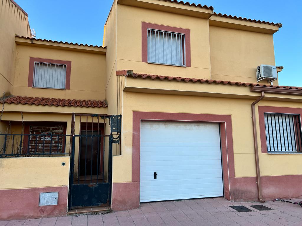 Venta de chalet en Lillo