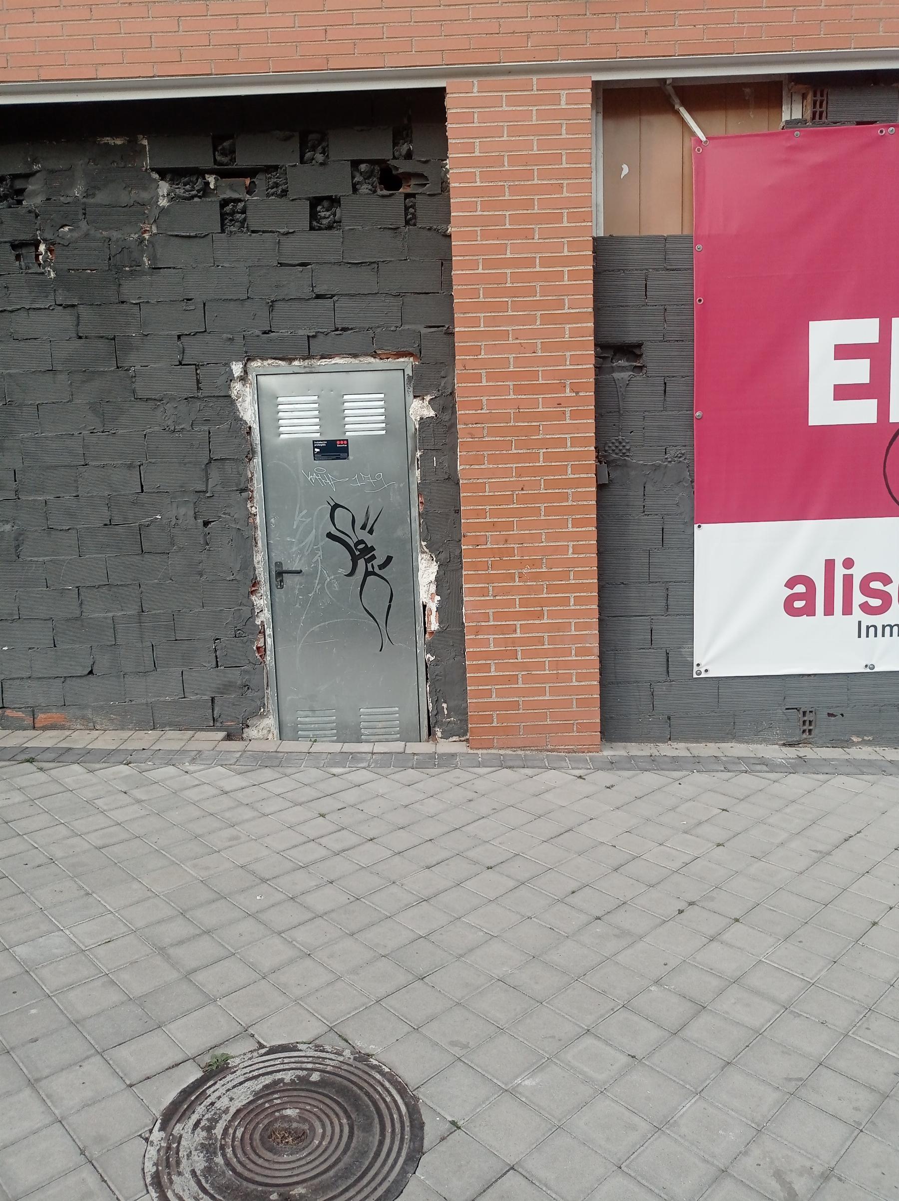 Venta de local comercial en Madrid