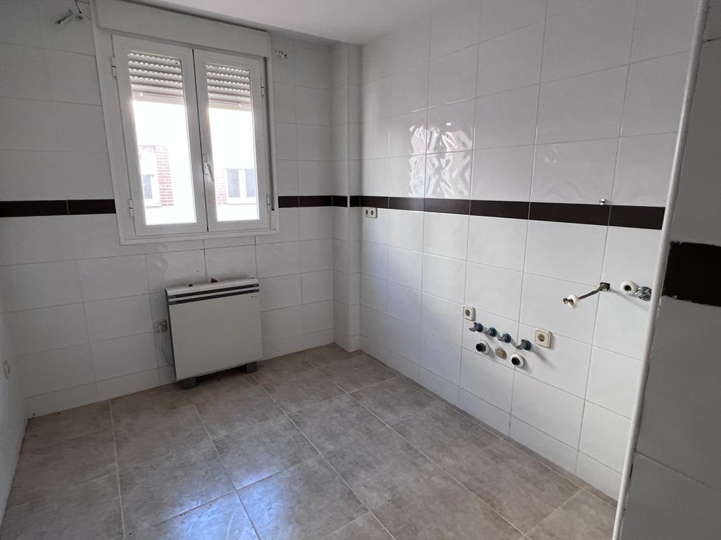 Venta de piso en Lominchar