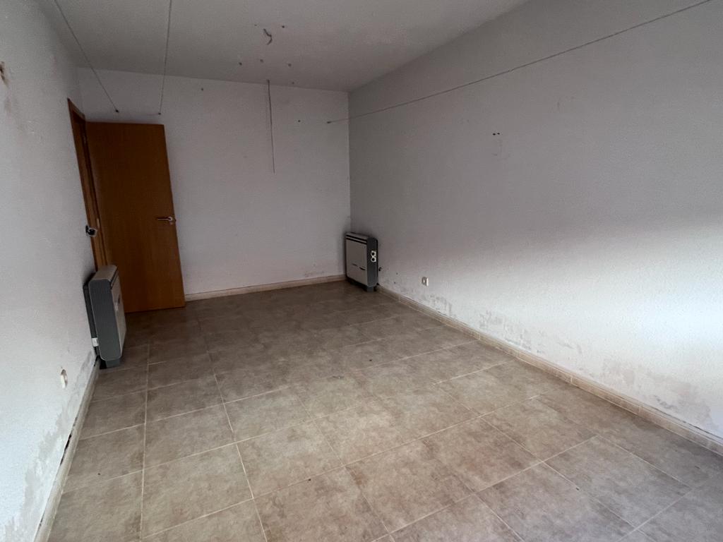 Venta de piso en Lominchar