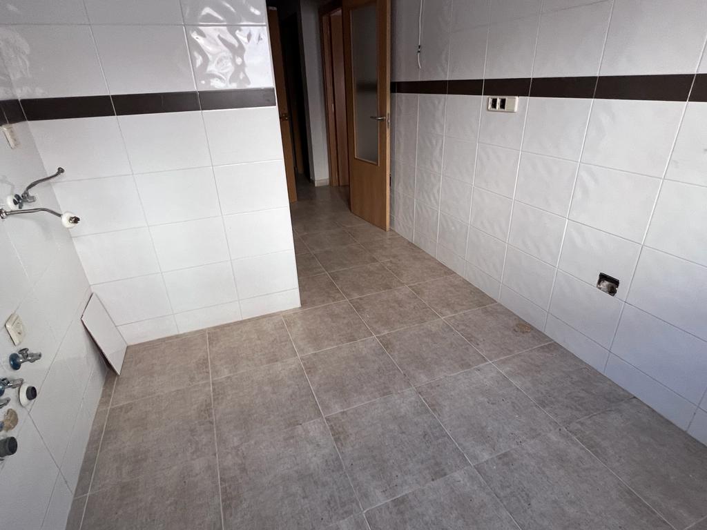 Venta de piso en Lominchar