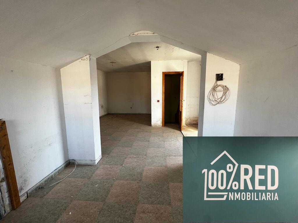 Venta de chalet en Villaluenga de la Sagra