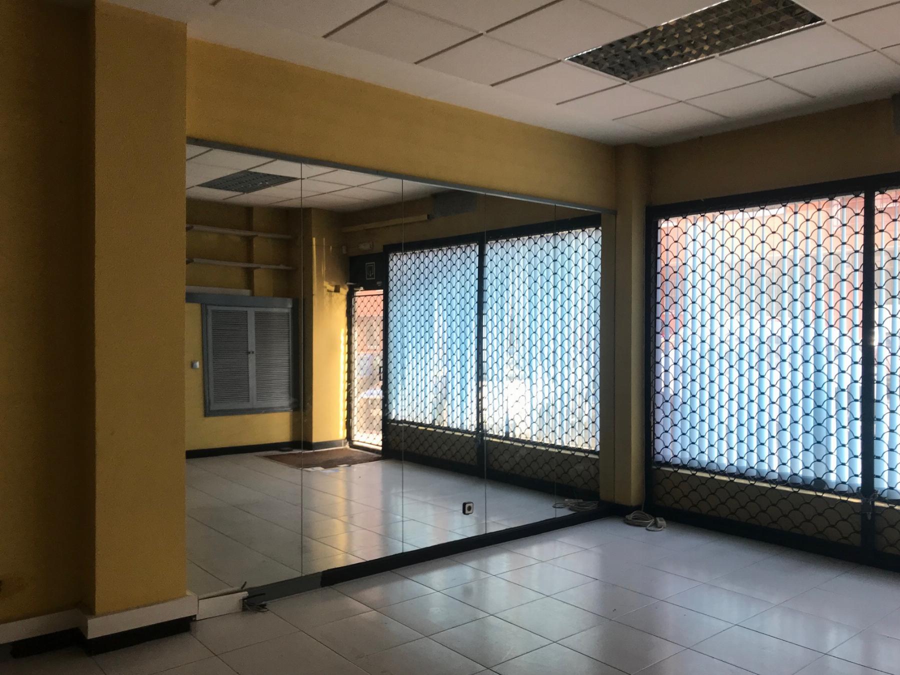 Venta de local comercial en Alcobendas