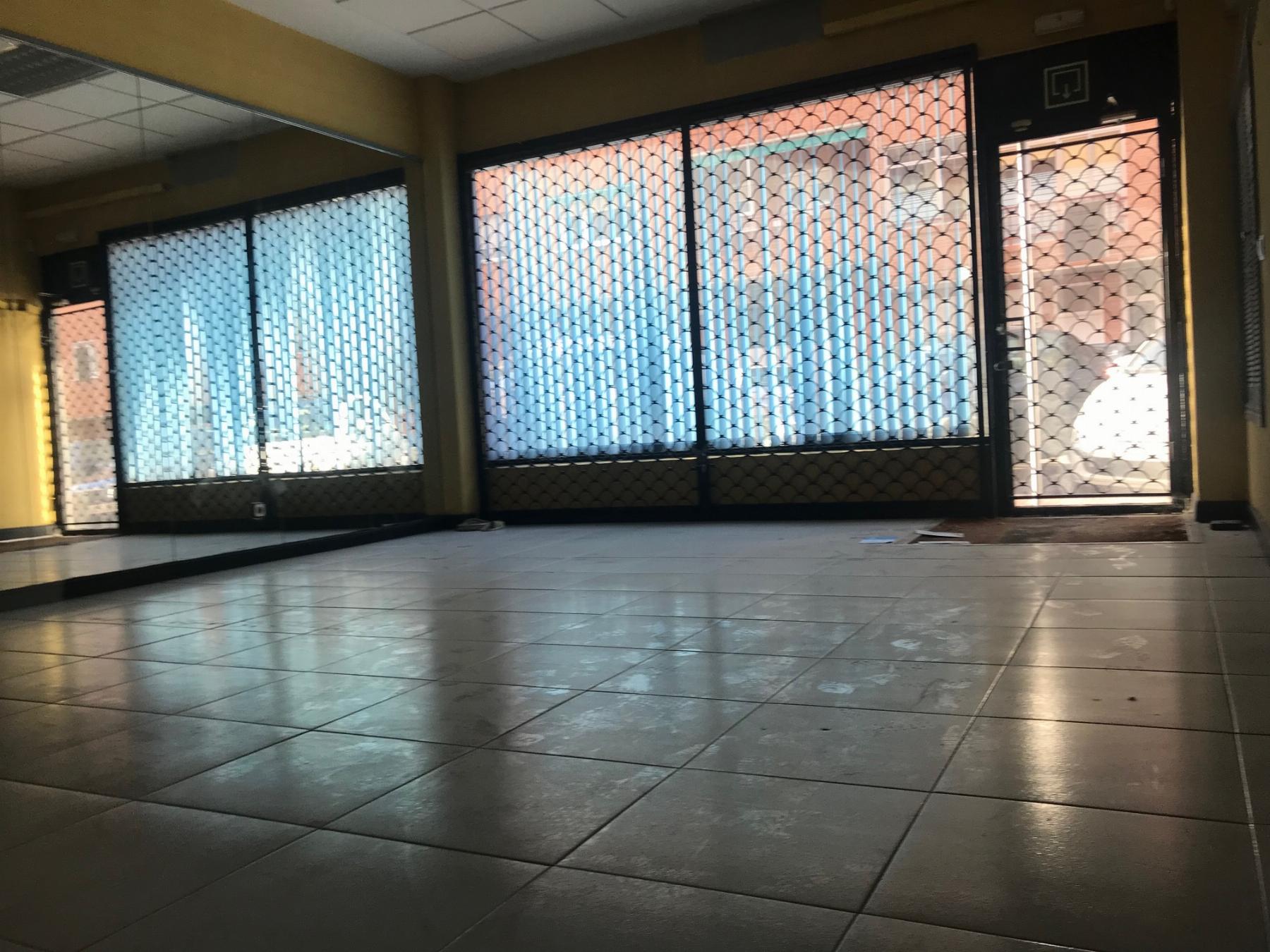 Venta de local comercial en Alcobendas