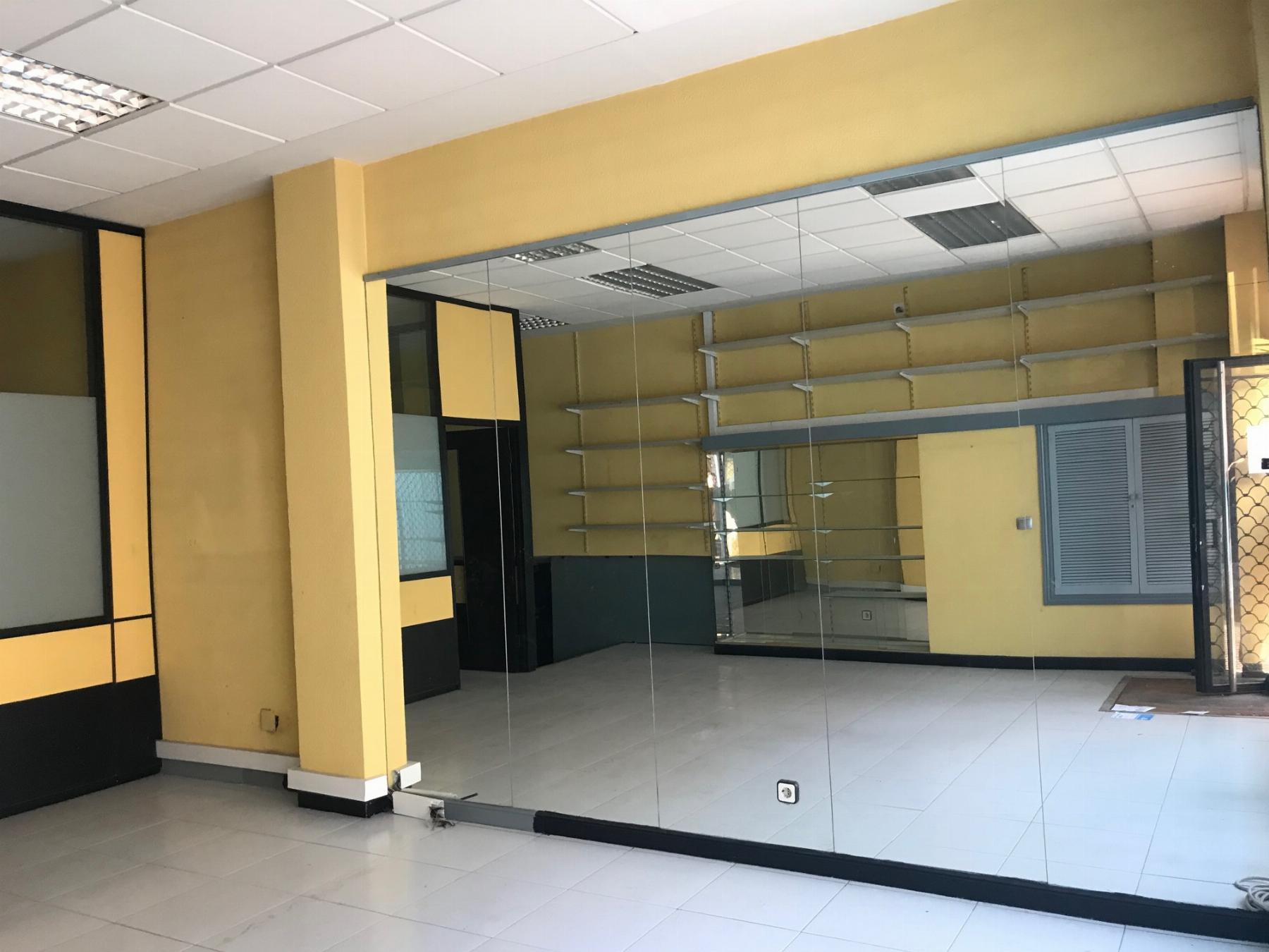 Venta de local comercial en Alcobendas