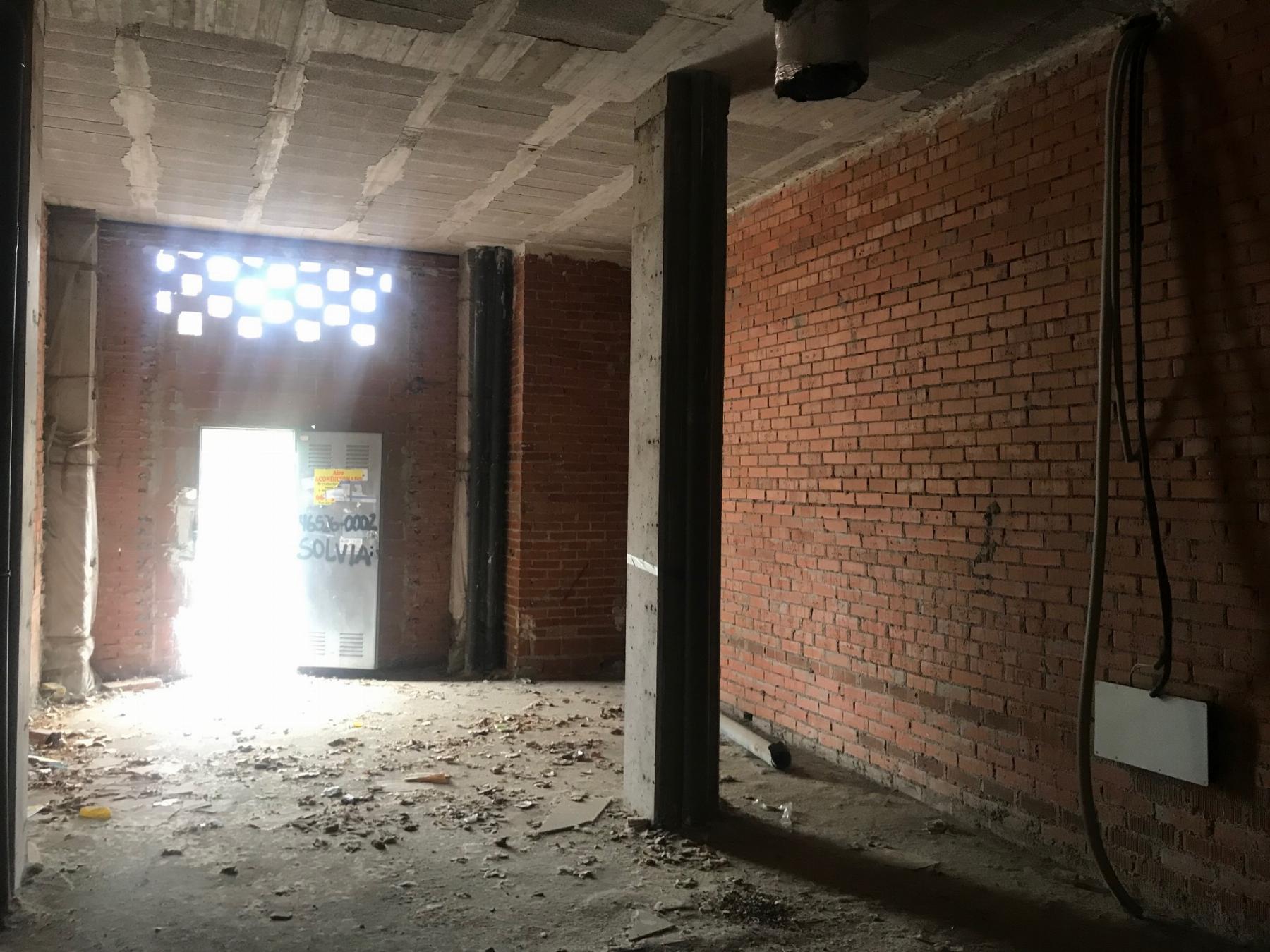 Venta de local comercial en Torrejón de Ardoz
