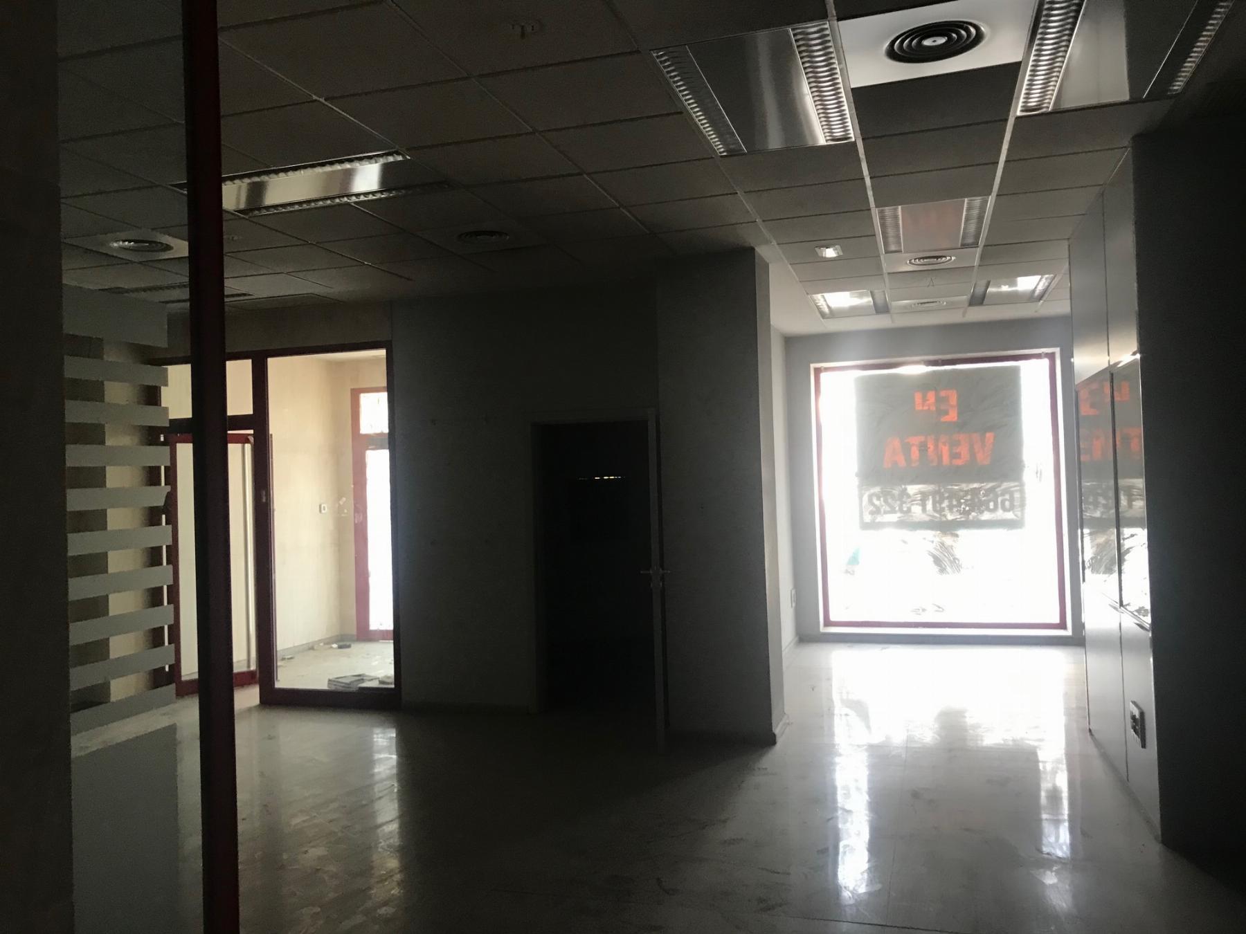 Venta de local comercial en Arganda del Rey