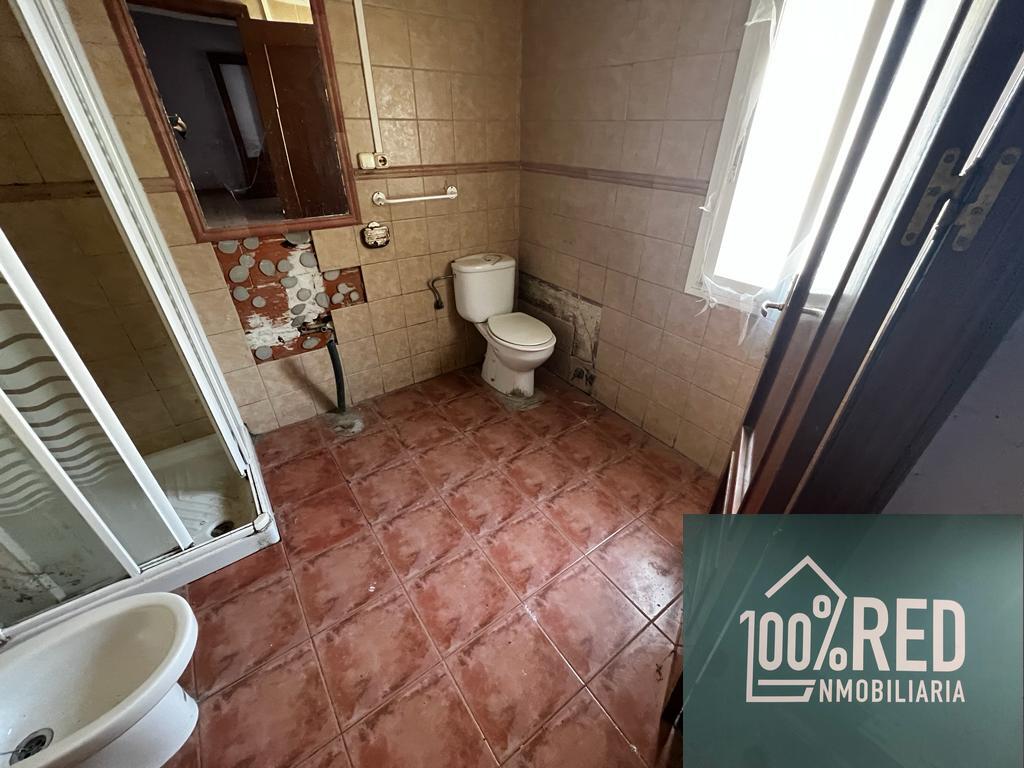 Venta de casa en Consuegra