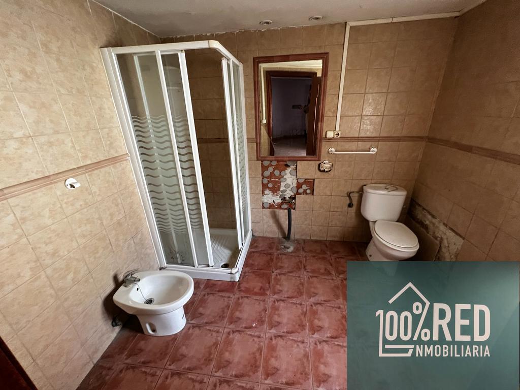 Venta de casa en Consuegra