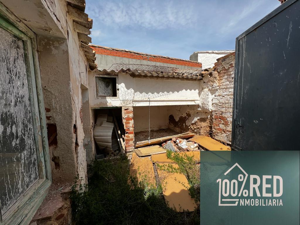 Venta de casa en Consuegra