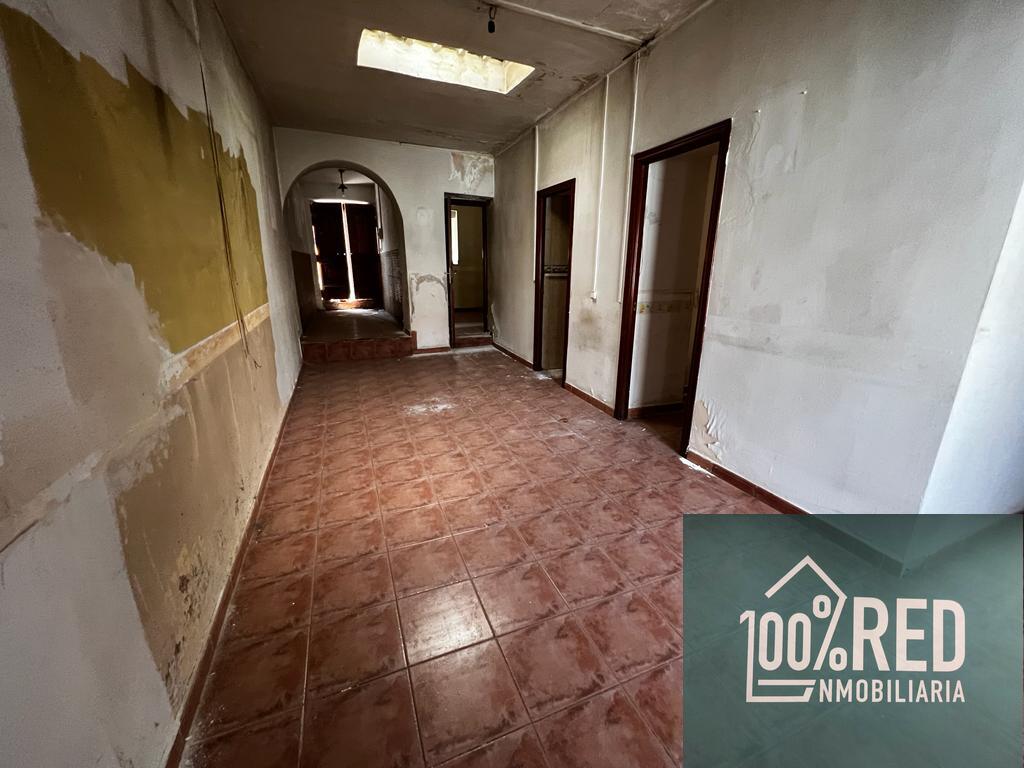 Venta de casa en Consuegra