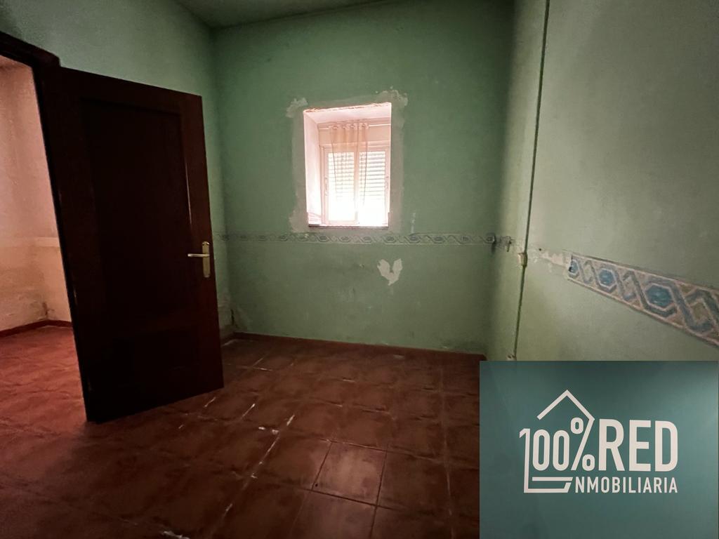 Venta de casa en Consuegra