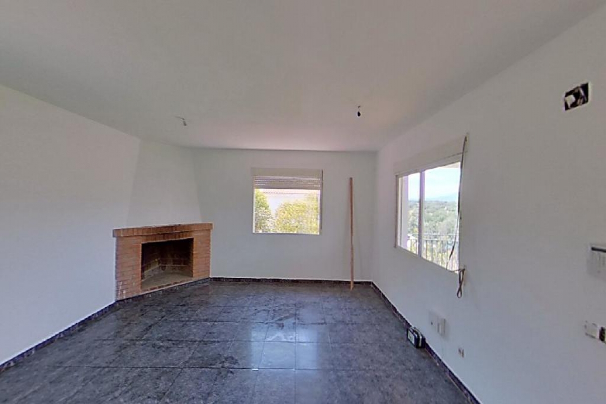 Venta de chalet en Cardiel de los Montes