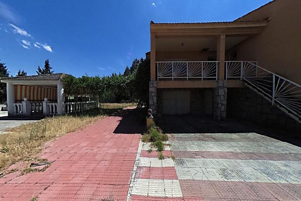Venta de chalet en El Casar de Escalona