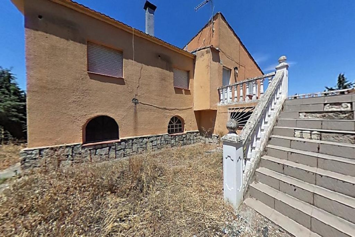 Venta de chalet en El Casar de Escalona