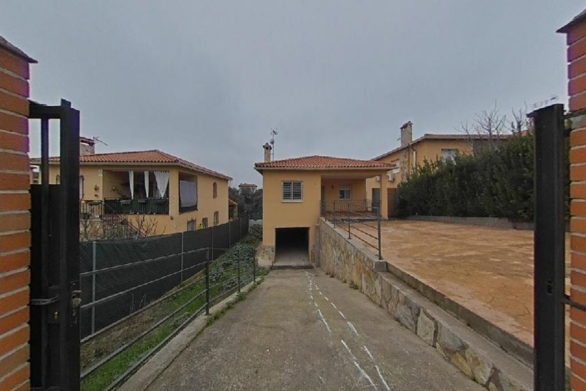 Venta de chalet en El Casar de Escalona