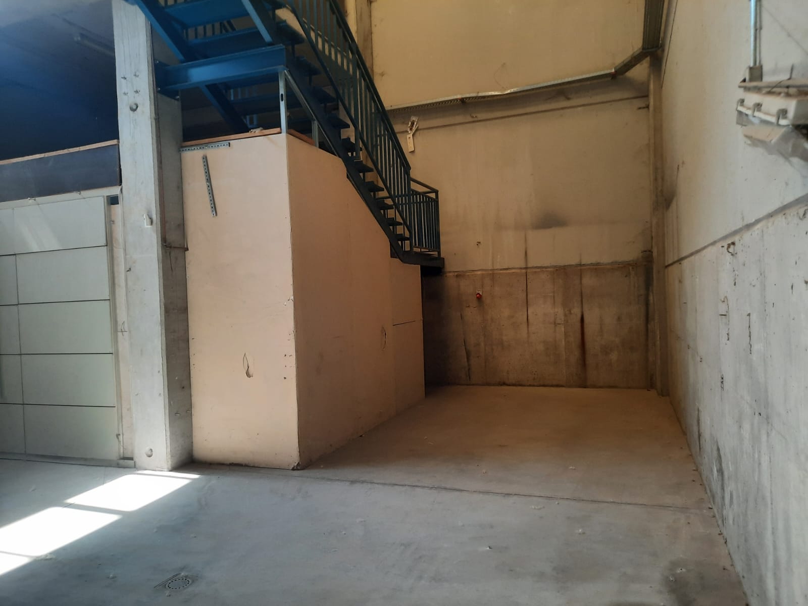 Venta de nave industrial en Illescas
