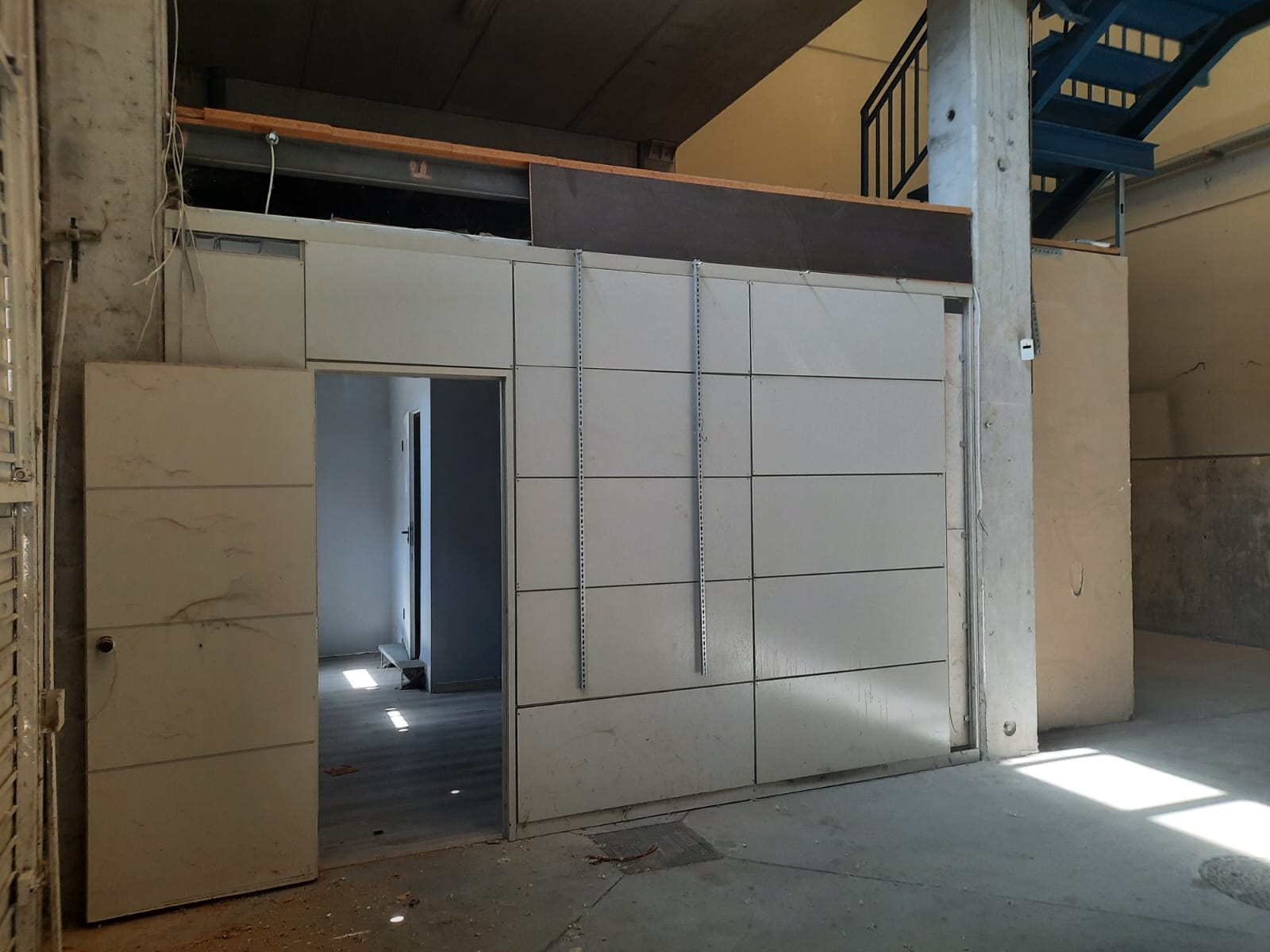 Venta de nave industrial en Illescas
