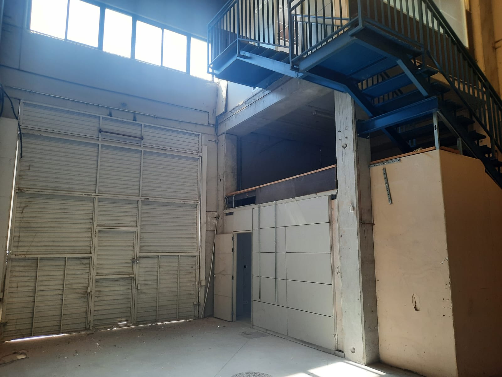 Venta de nave industrial en Illescas