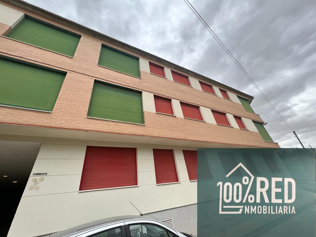 Venta de piso en Camarena