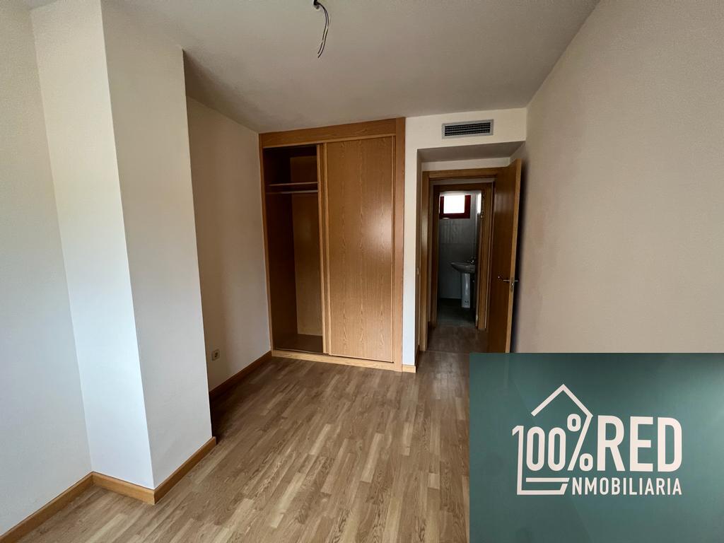 Venta de piso en Camarena