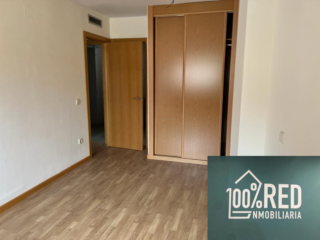 Venta de piso en Camarena