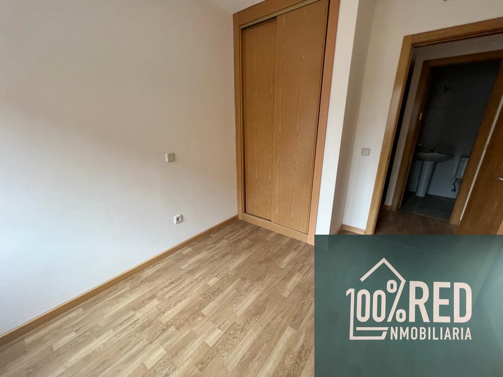 Venta de piso en Camarena
