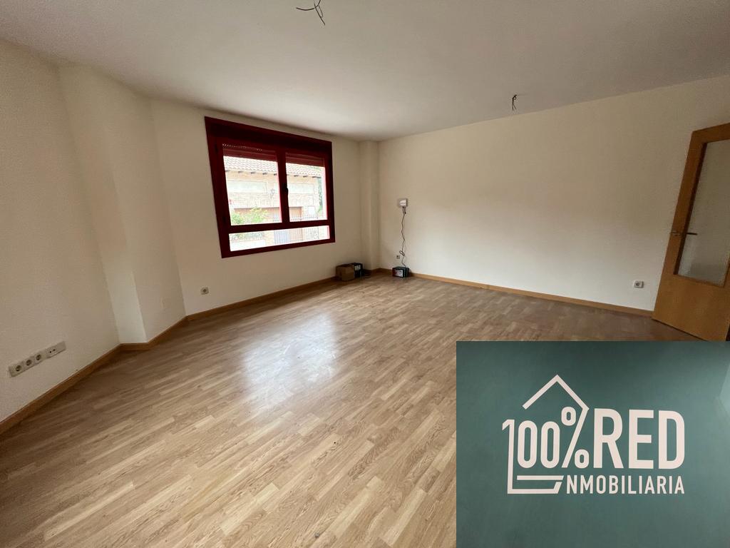 Venta de piso en Camarena