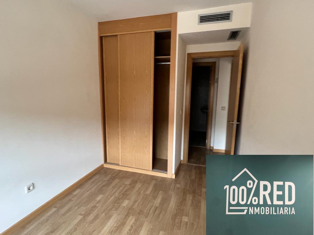 Venta de piso en Camarena