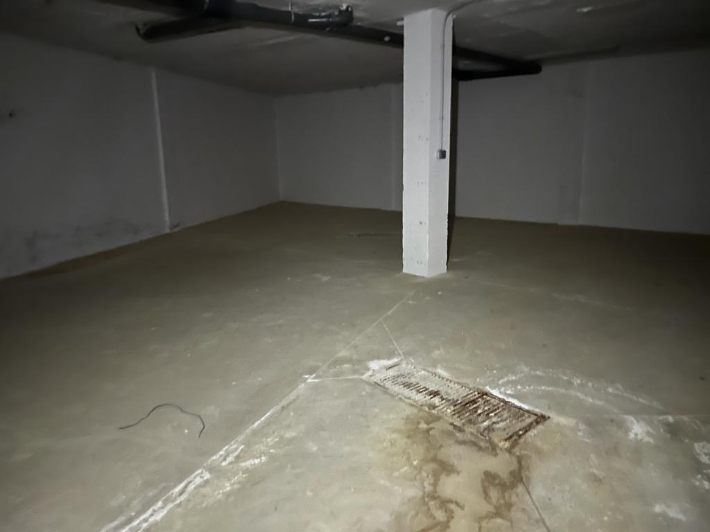 Venta de garaje en Villatobas
