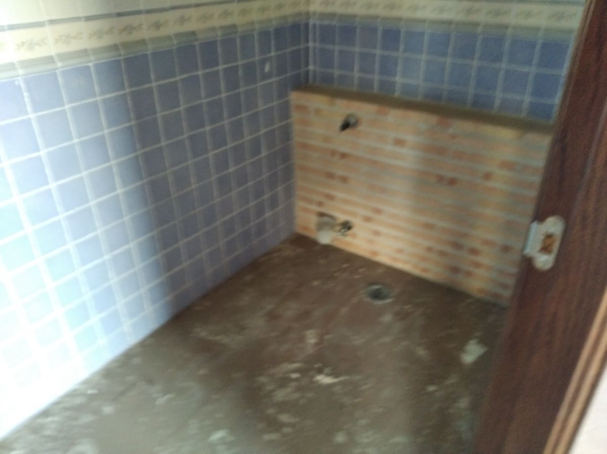 Venta de local en Consuegra