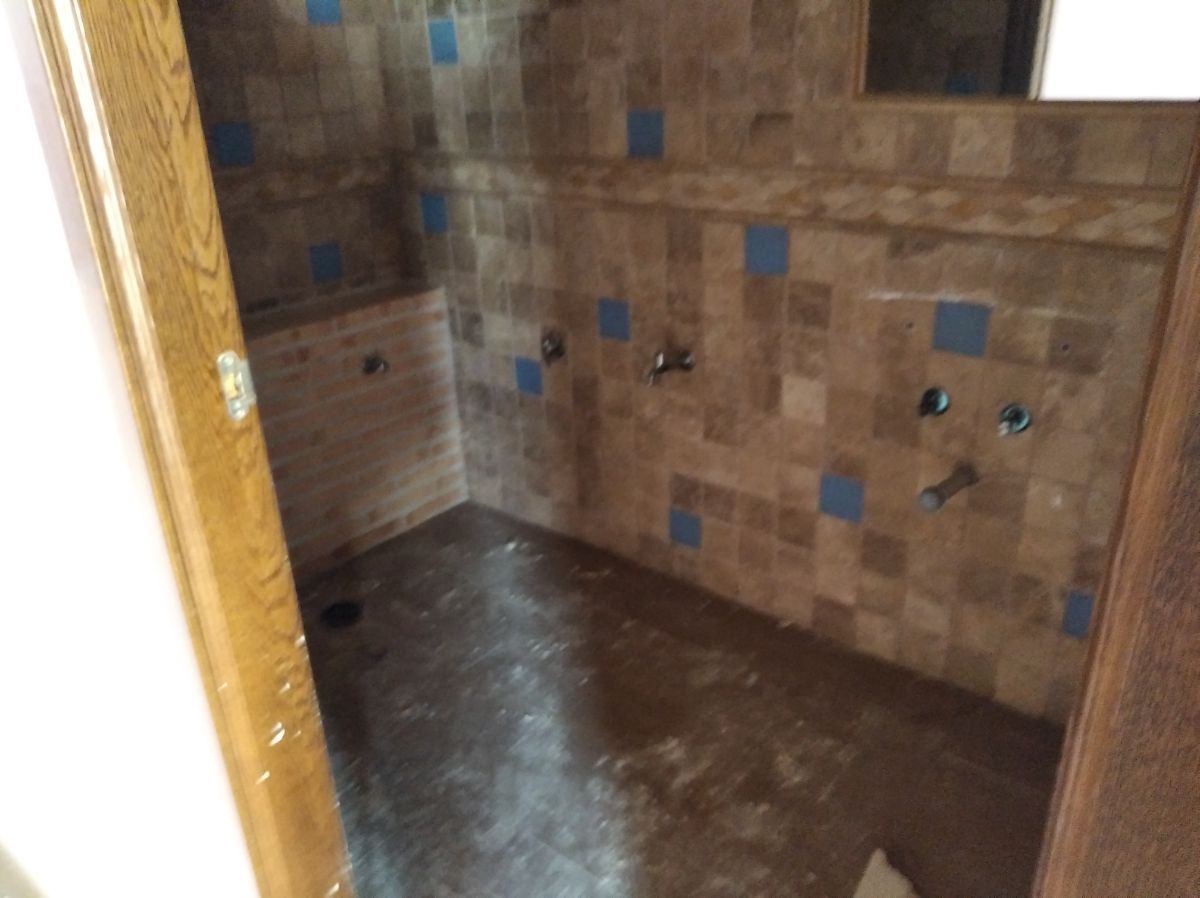 Venta de local en Consuegra